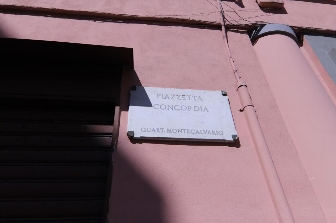 Ferienwohnung Casa In Piazza Neapel Exterior foto